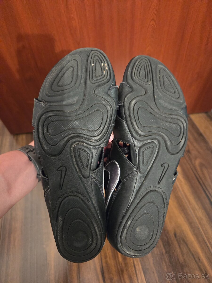 Sandále Nike veľ 36 - 4