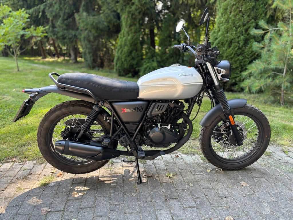 Keeway X light 125 ABS - 4