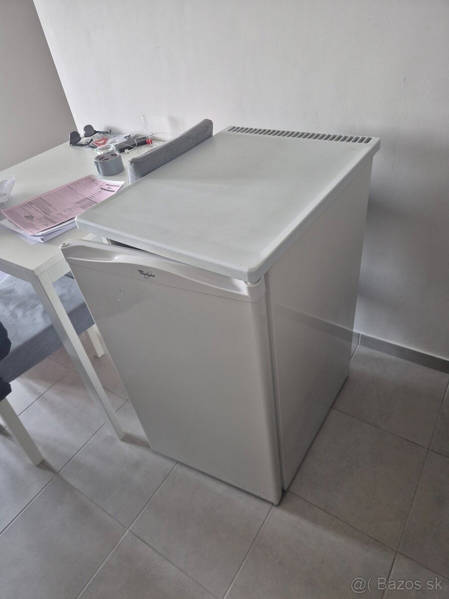 Chladnicka Whirpool - 4