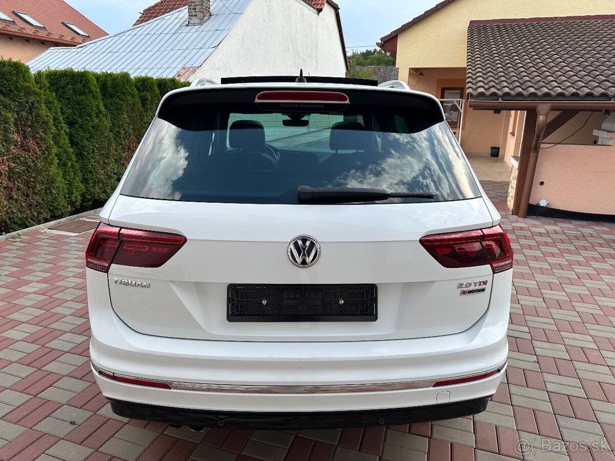 VW Tiguan 2.0 TDI 140kw DSG 4Motion R-Line Panorama