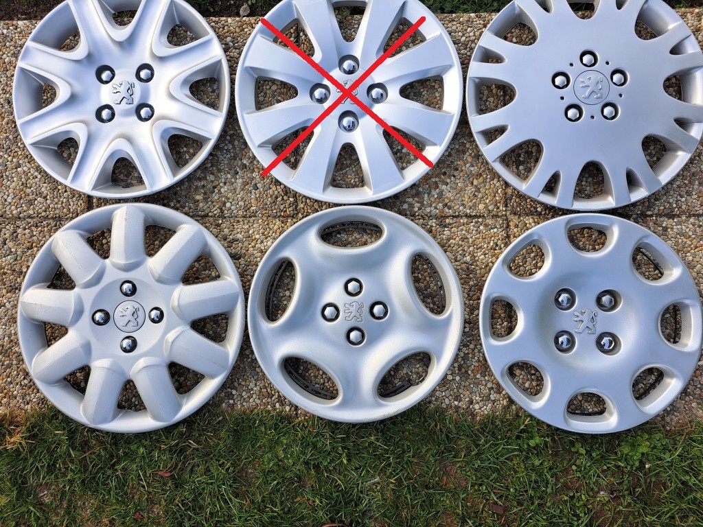 PUKLICE PEUGEOT R14, R15, R16 - 4