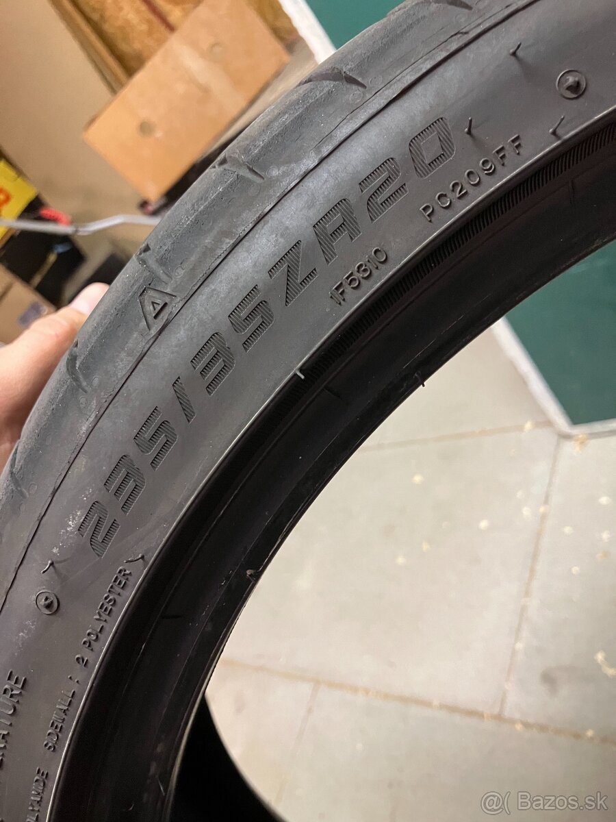 Falken 235/35 R20 letné - 4