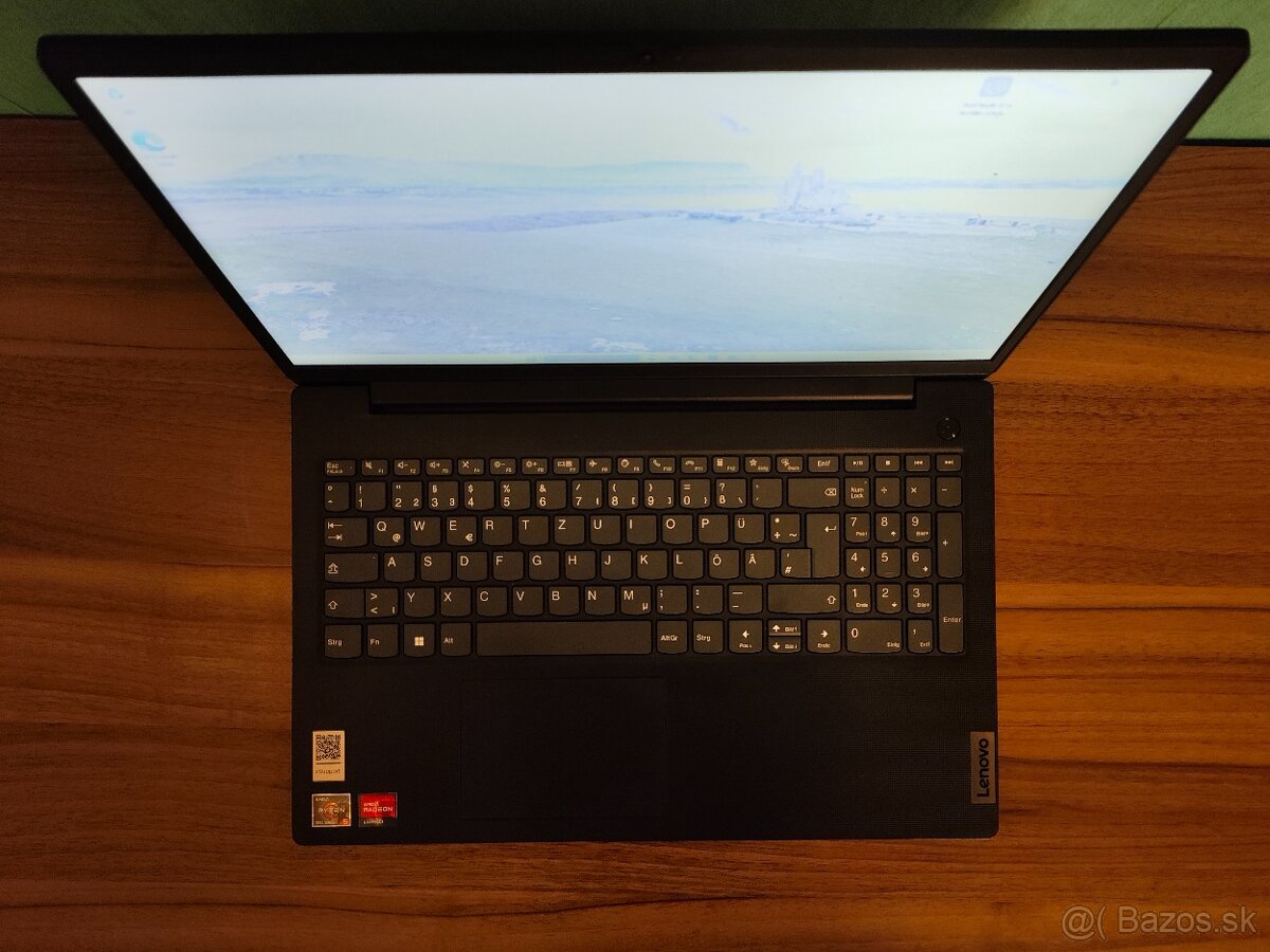 Lenovo V15 G2 Ryzen 5 • 8GB • 256GB - 4