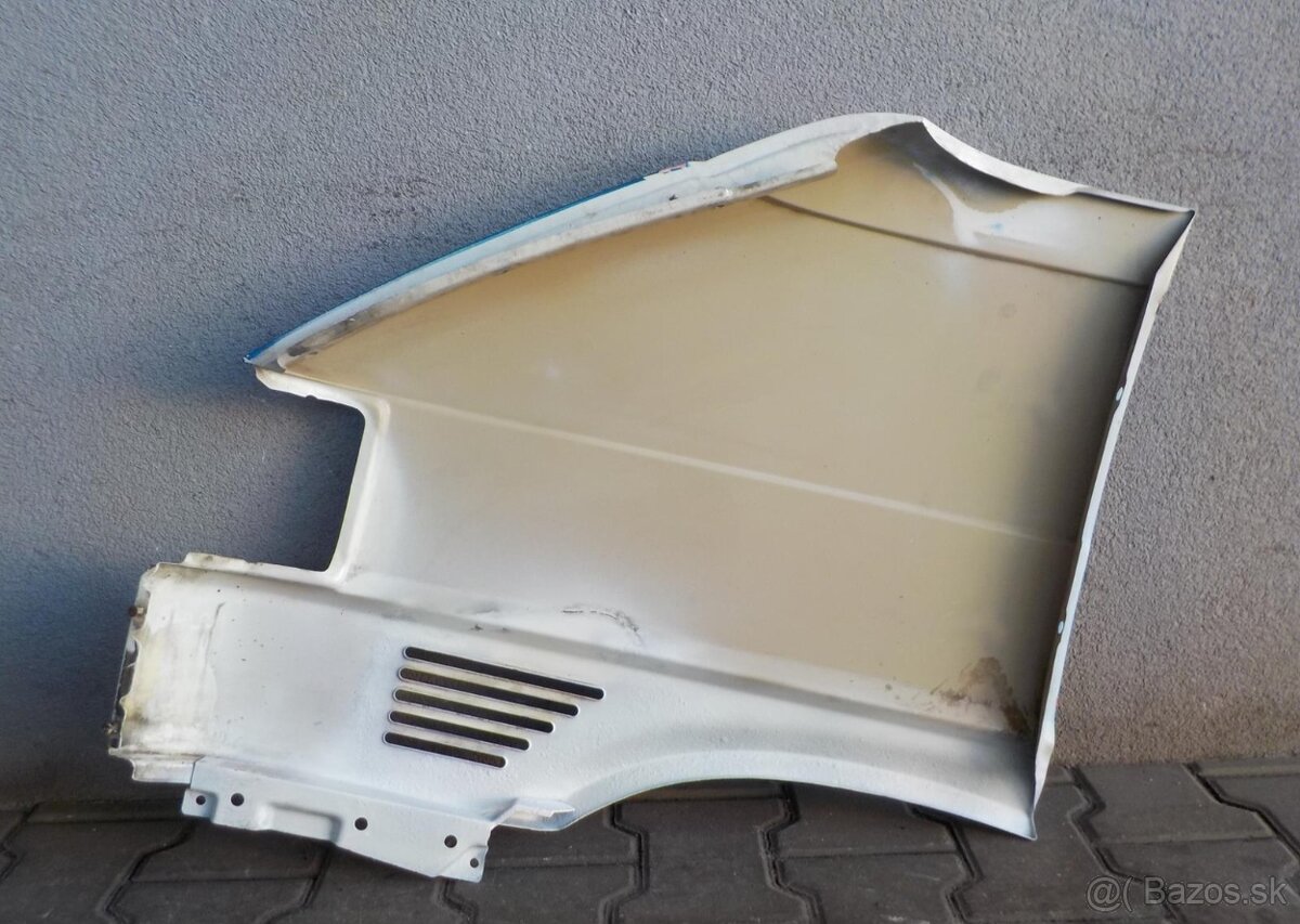 Blatnik pravy VW T4. - 4