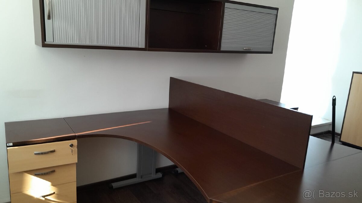 Kancelársky nábytok - 4