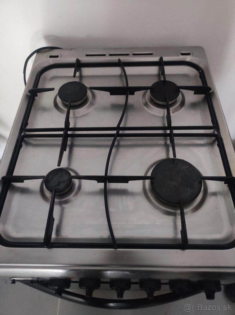 Kombinovany sporak Indesit - 4