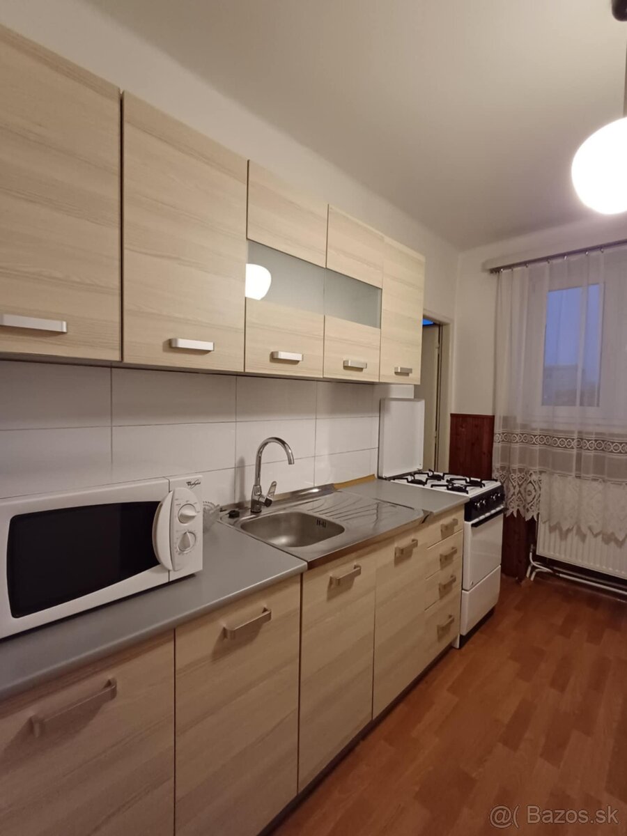 Prenájom - 3izbový byt Sečovce, 30 min autom Volvo - 4