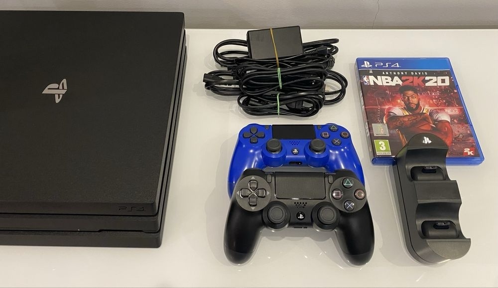 Playstation 4 Pro + HRA ZDARMA - 4