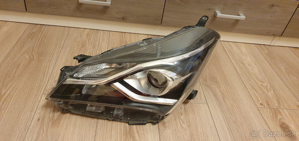 TOYOTA YARIS PREDNY NARAZNIK 2024 a svetlo - 4