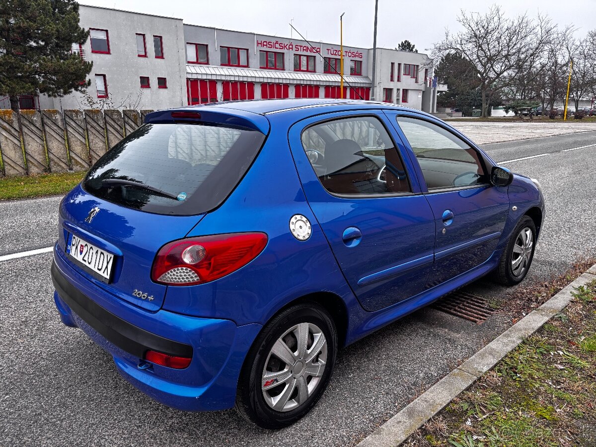 Peugeot 206+ 1.1 44kw - 4