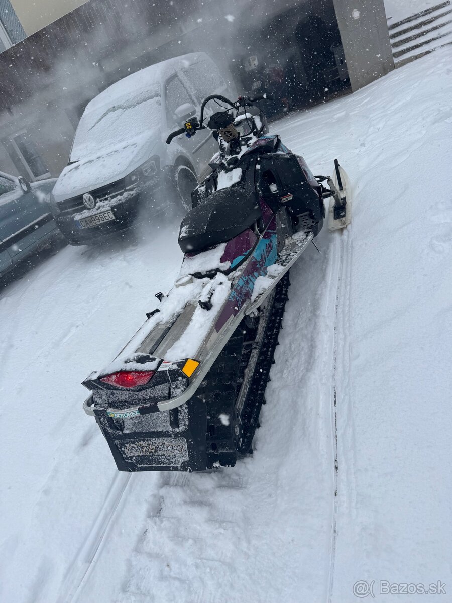 Ski doo summit 800 - 4