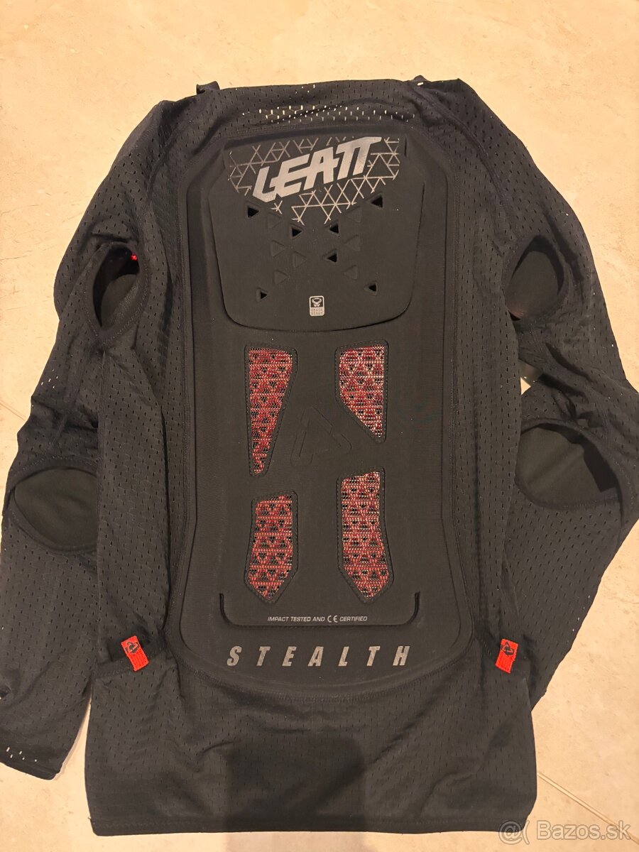 LEATT Hrudny chranic (juniorsky) - 4