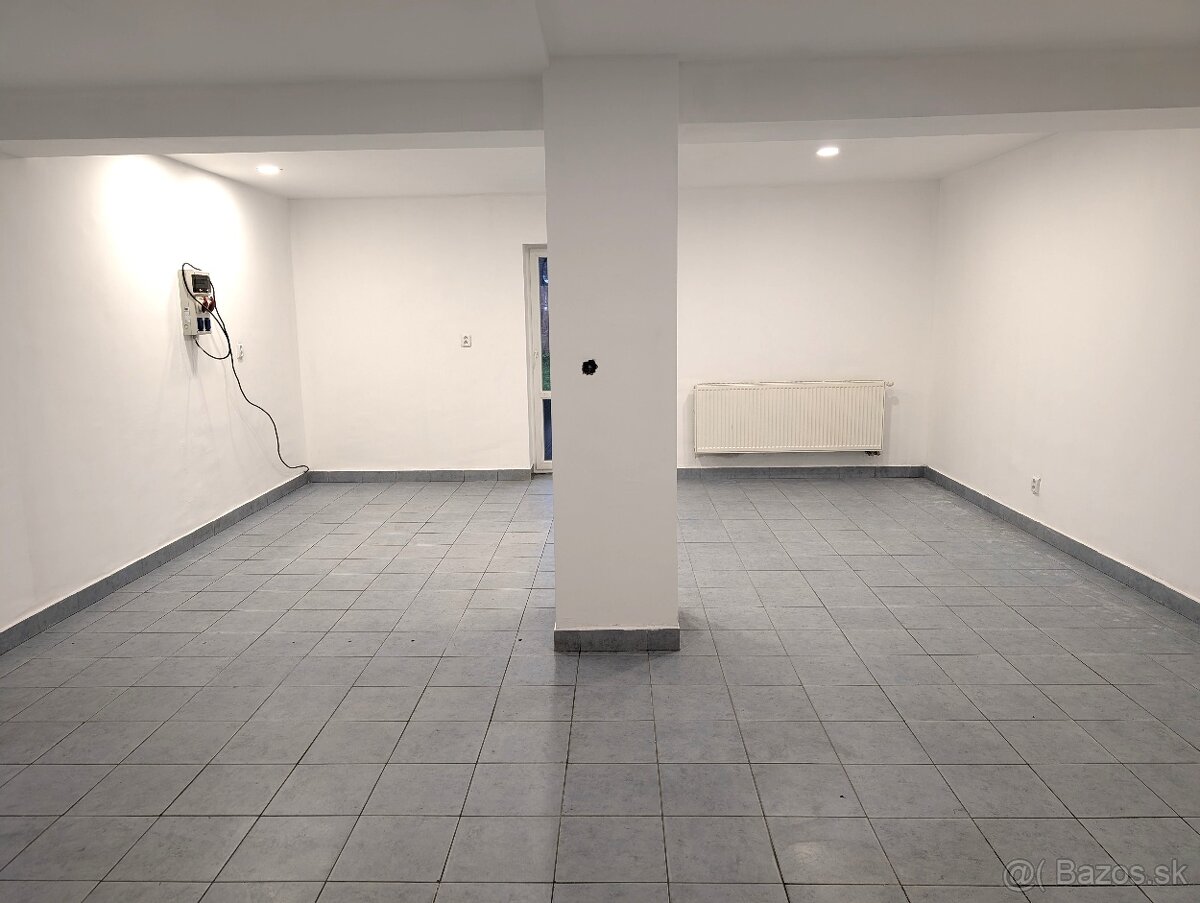 PRENÁJOM- Obchodný, firemný priestor s parkovaním - 4