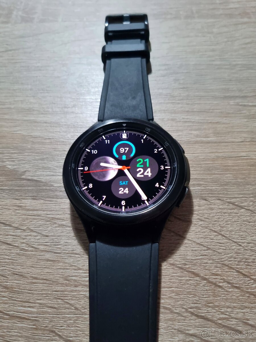 Samsung galaxy watch4 classic 46mm - 4