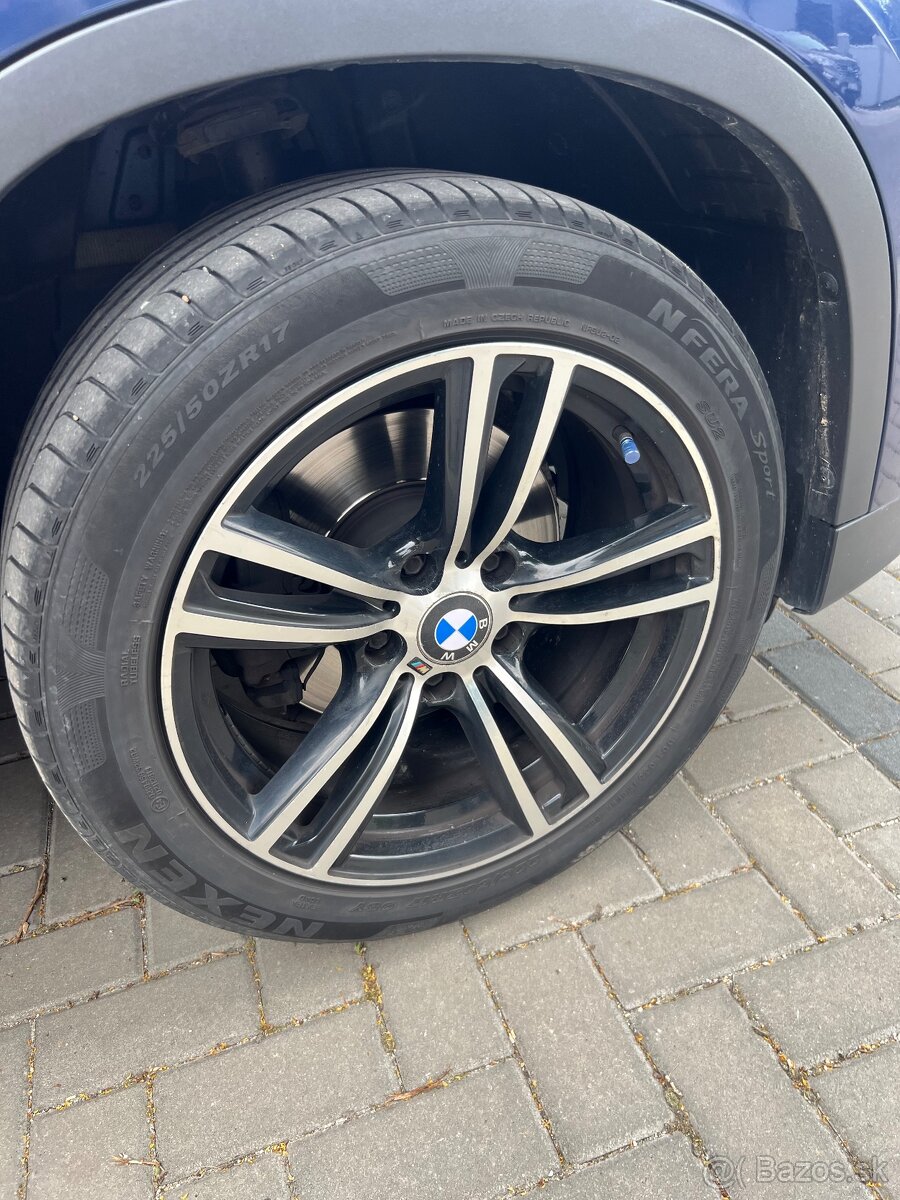 BMW X1 xDrive 18d - 4