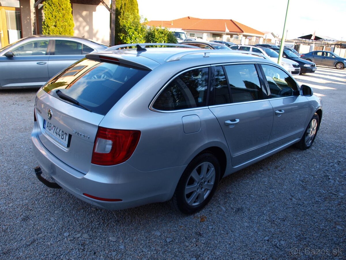 Škoda Superb Combi 1.8 TSI Elegance - 4