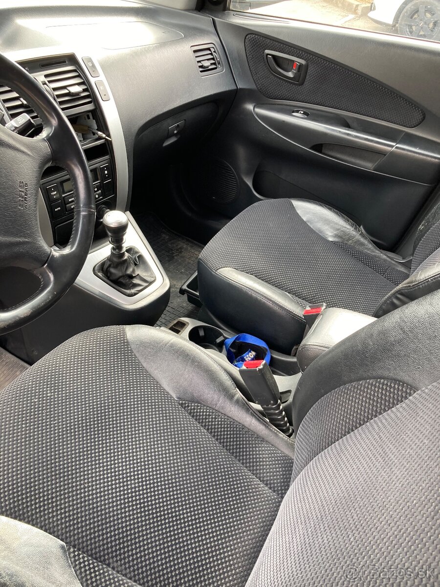 Hyundai tucson - 4