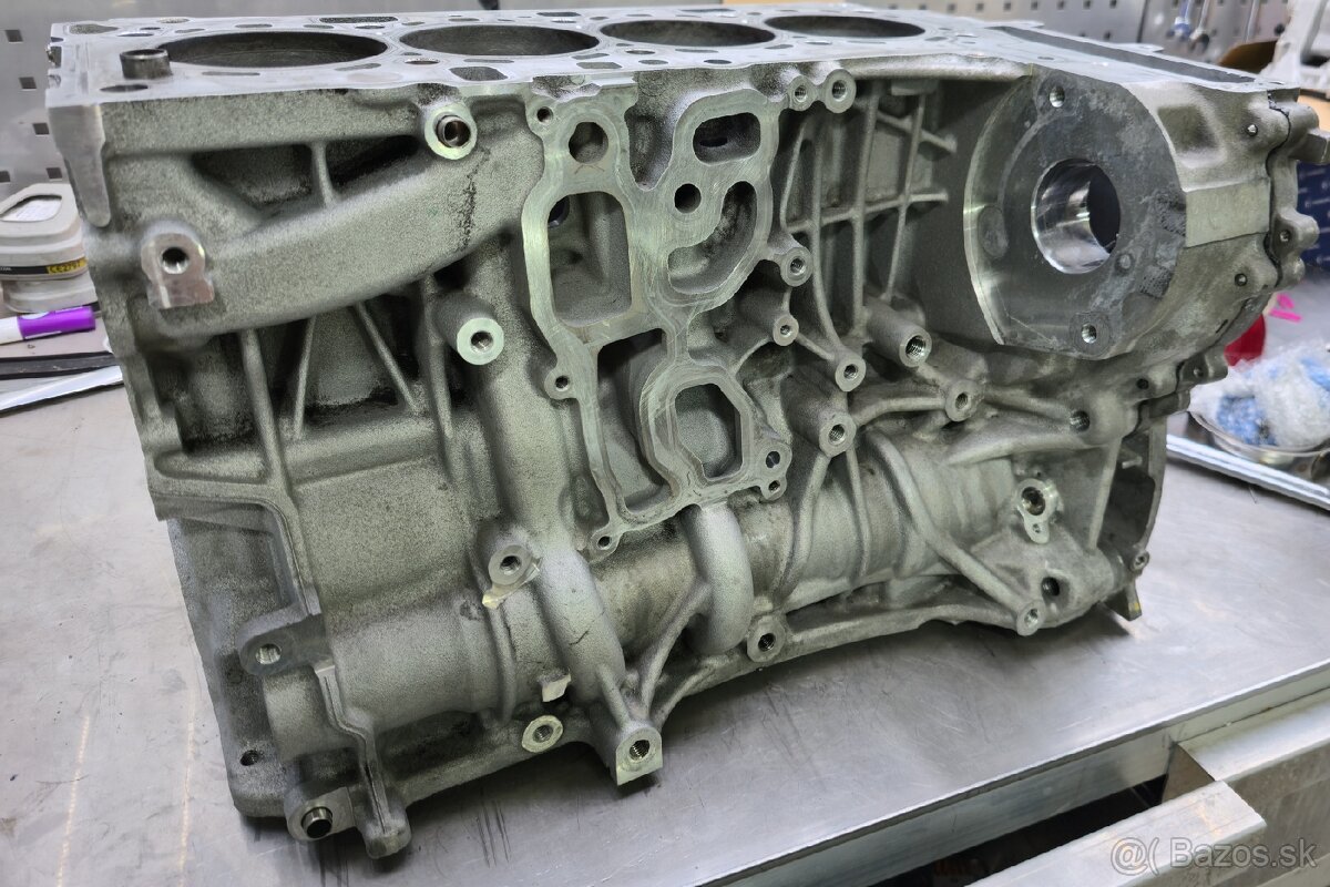 Blok BMW N47N N47Tu N47D20 - 4