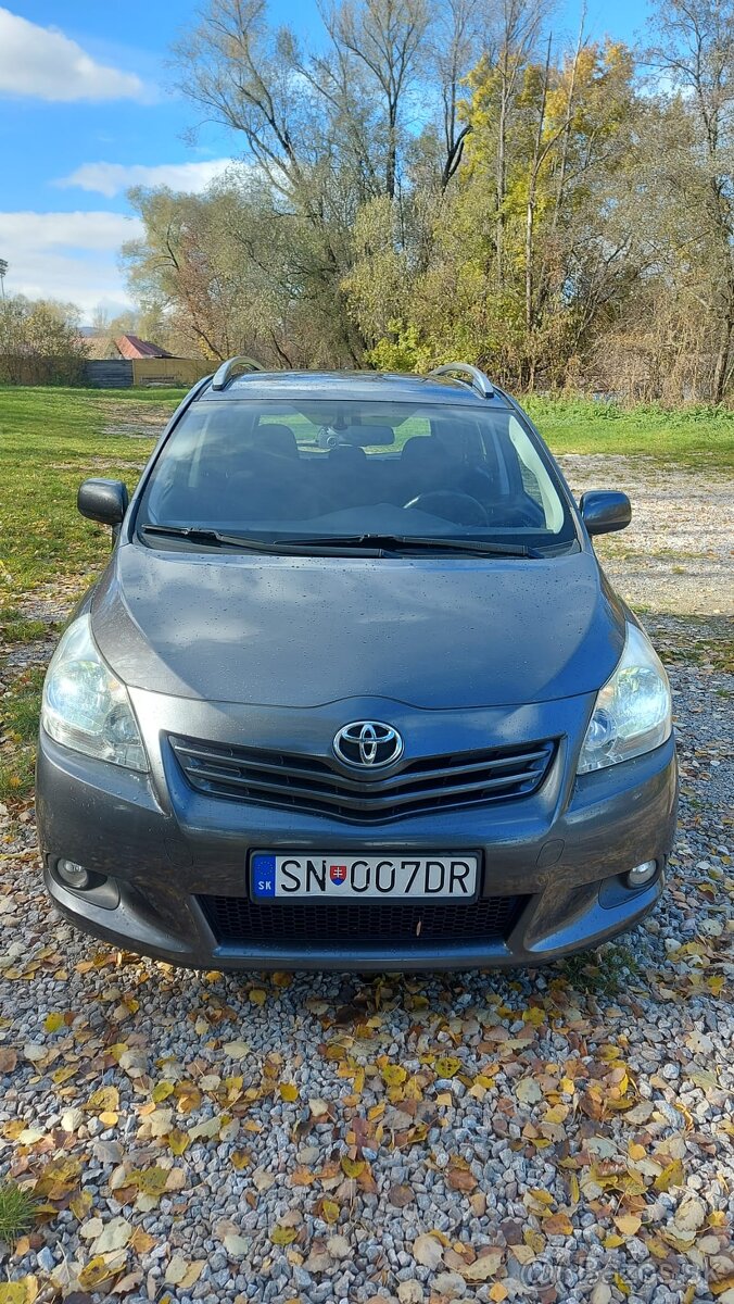 Toyota Verso 1.8 108kW Valvematic M6 2011 - 4