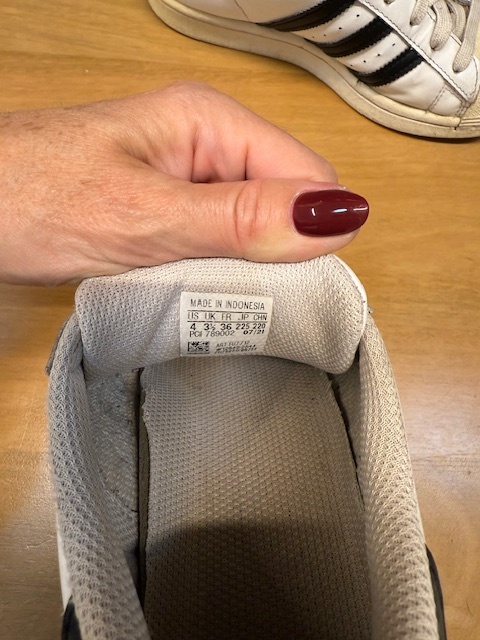 Darujem tenisky Adidas Superstar - 4