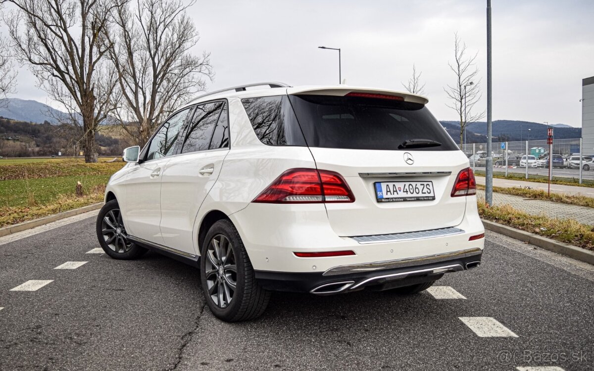 Mercedes-Benz GLE 350d 4Matic - 4