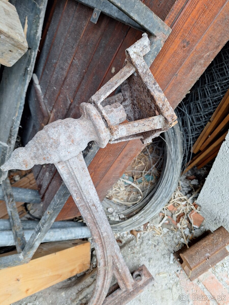 Liatinová konzola svietidlo - 4