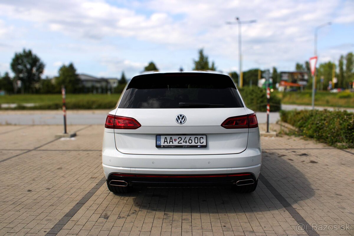 Volkswagen Touareg 3.0 V6 TDI SCR 286k R-Line 4Motion Tiptro - 4