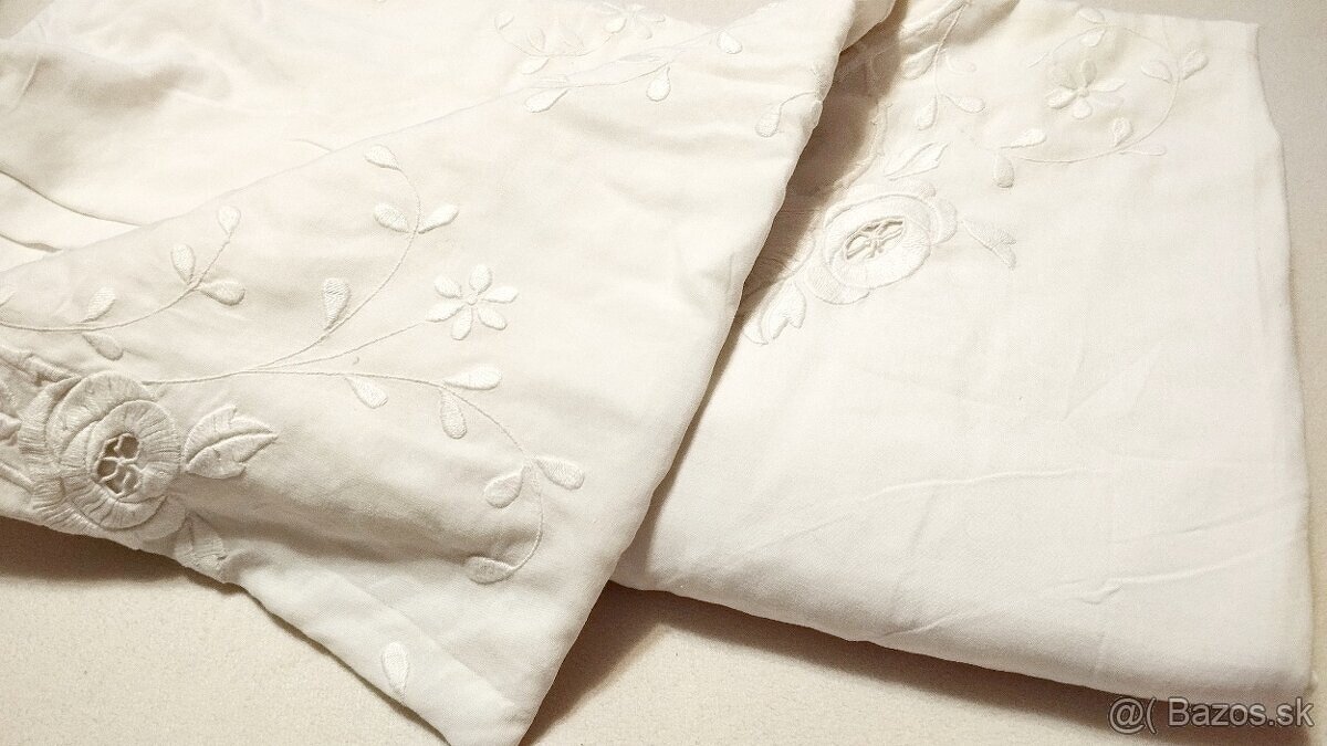 Unikátny ručne vyšívaný prehoz na manželskú posteľ - 4