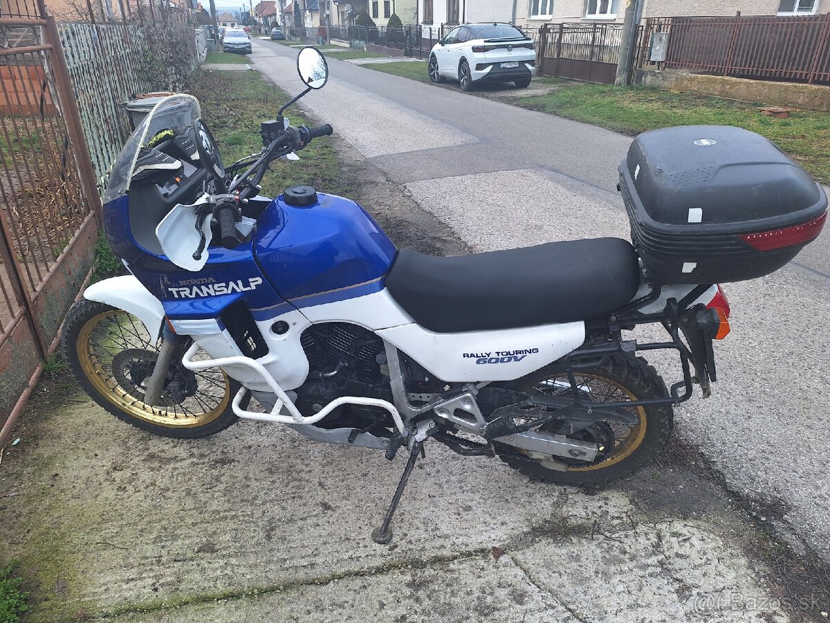 Honda XL 600 V Tranzalp - 4