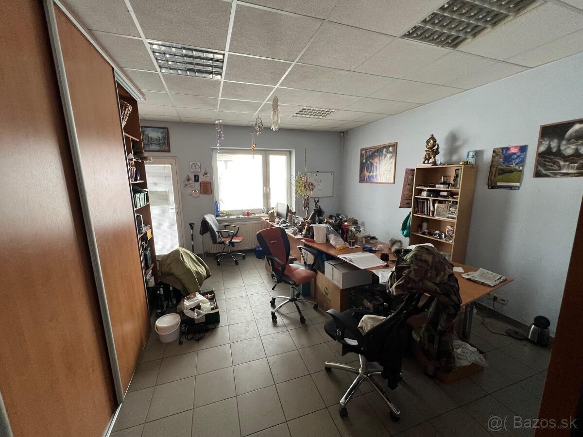 Rodinný dom/predajňa - 4