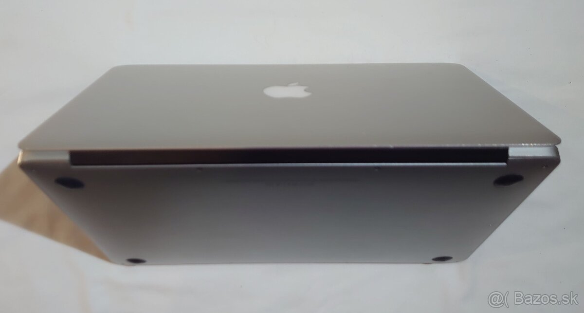 Apple MacBook Air i5, 4GB RAM, 13,3", A1466 - 4