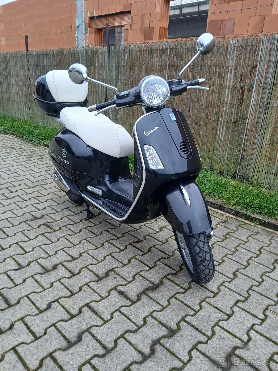 Piaggio Vespa 125 GT - 4