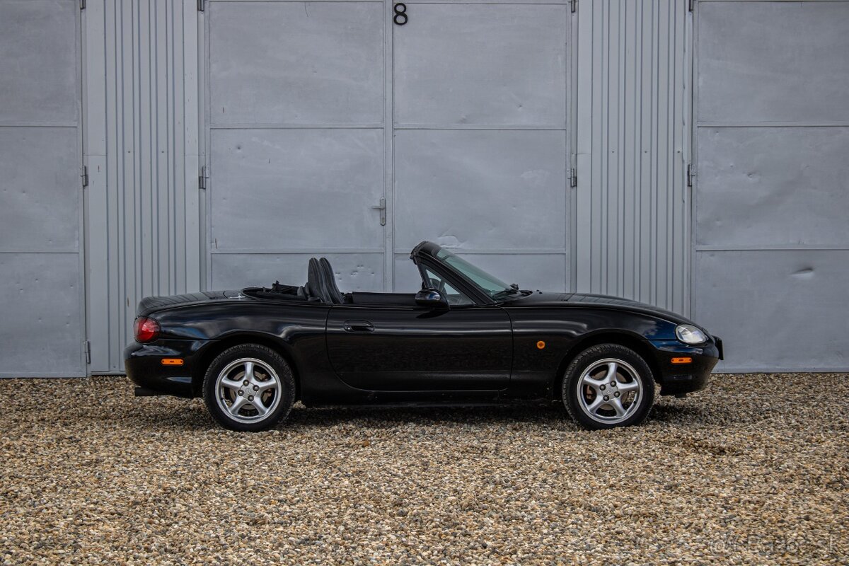 Mazda MX-5 NB 1.6 81kW, M5, Mohair + Vyhrievané sedadlá - 4