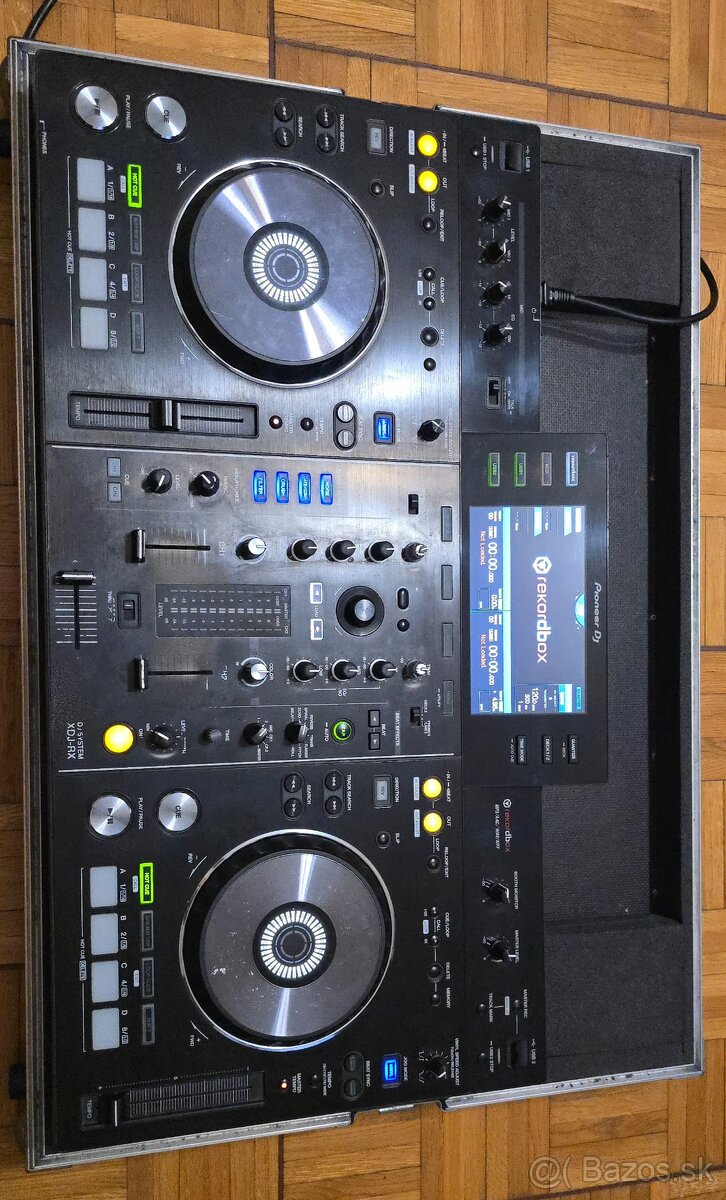 Pioneer XDJ RX - 4
