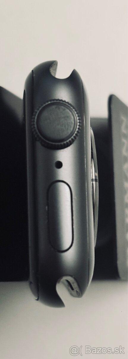 Apple Watch Nike+ S4 40mm Space Gray Alu Case - 4