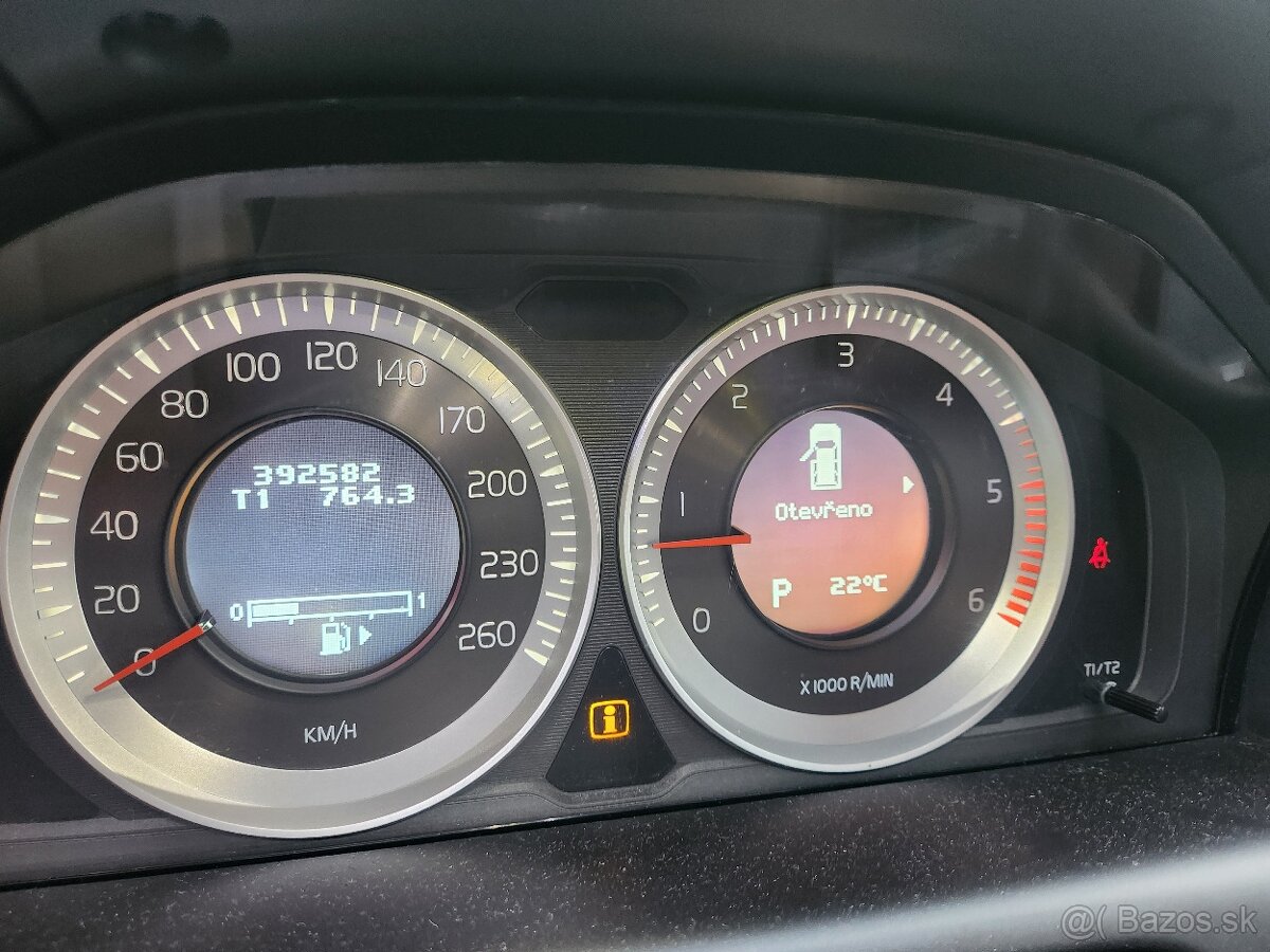 Volvo XC60 2,4D AWD 120KW - 4