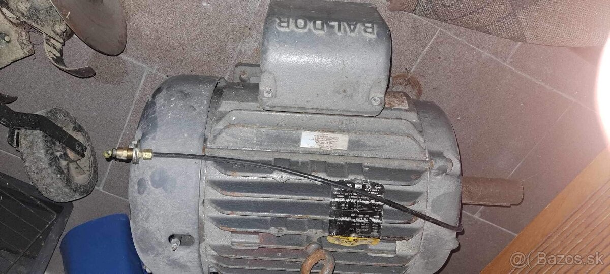 elektromotor BALDOR 11kW 2930rpm - 4