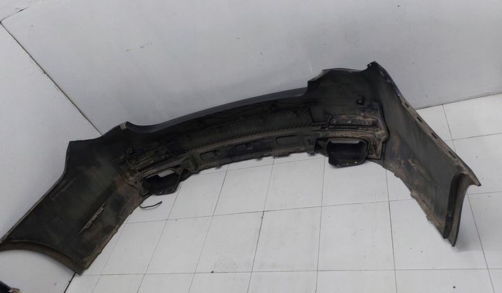 BMW 7 F01 2008- zadný nárazník - 4