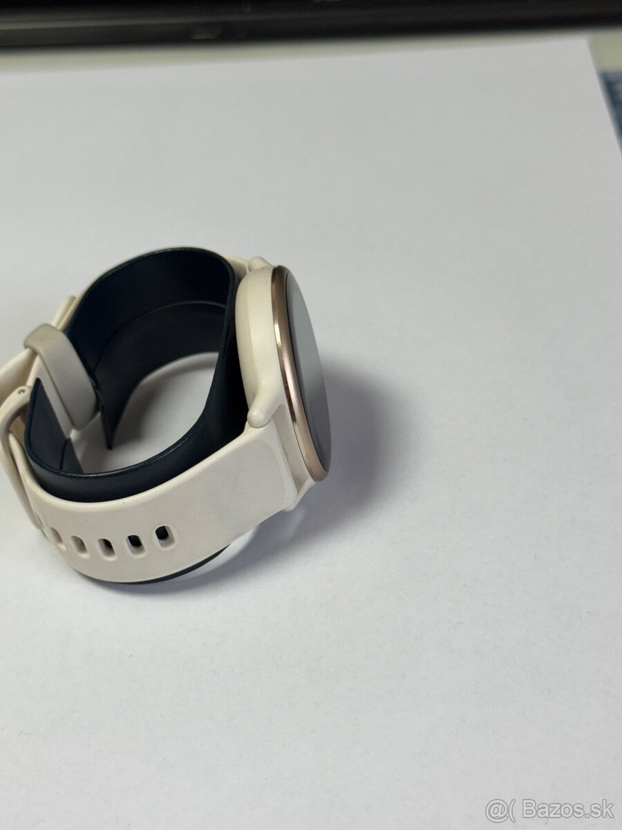 Garmin Vivoactive 5 Gold - 4