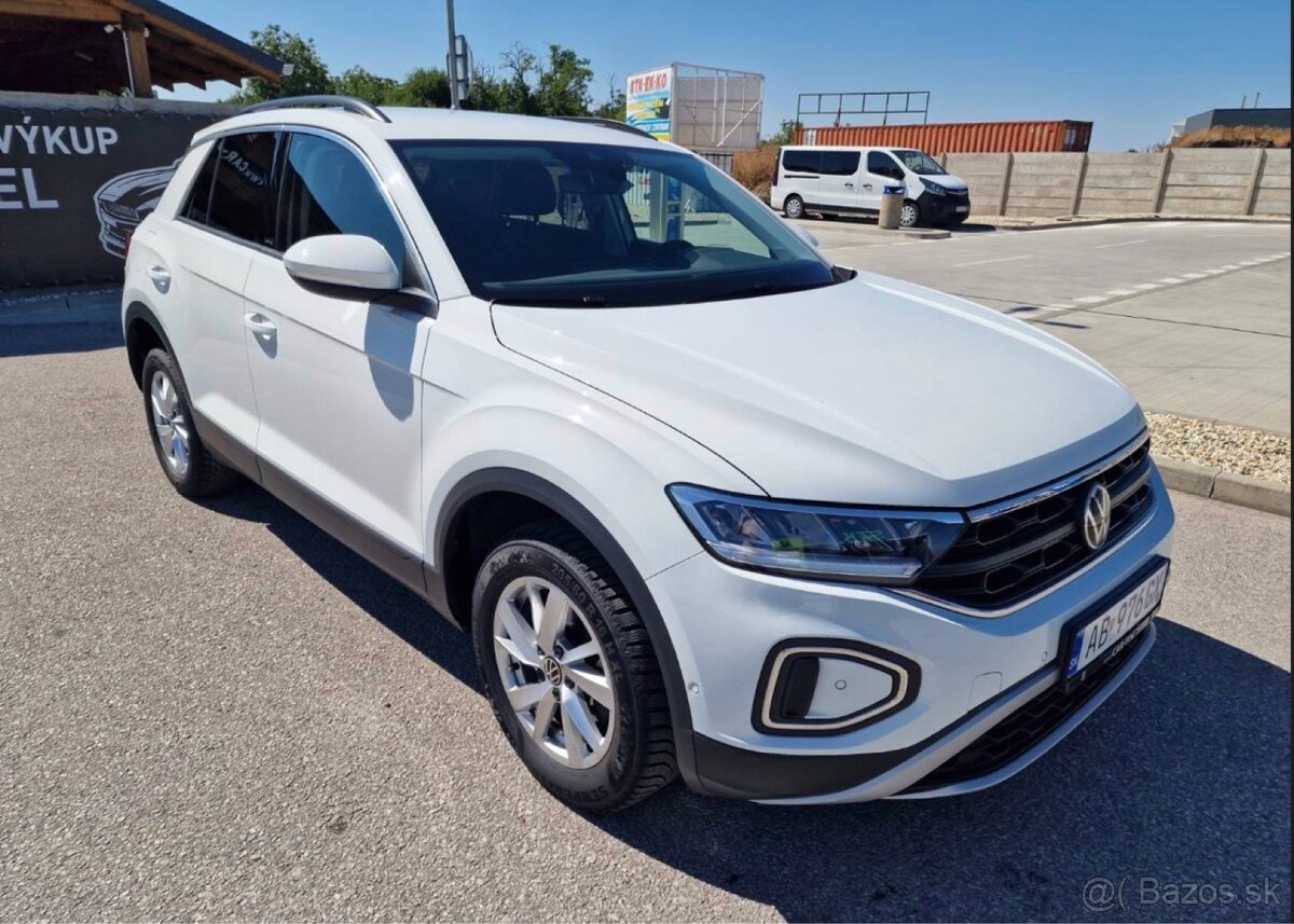 Volkswagen T-Roc 1.5 TSI Move DSG - 4