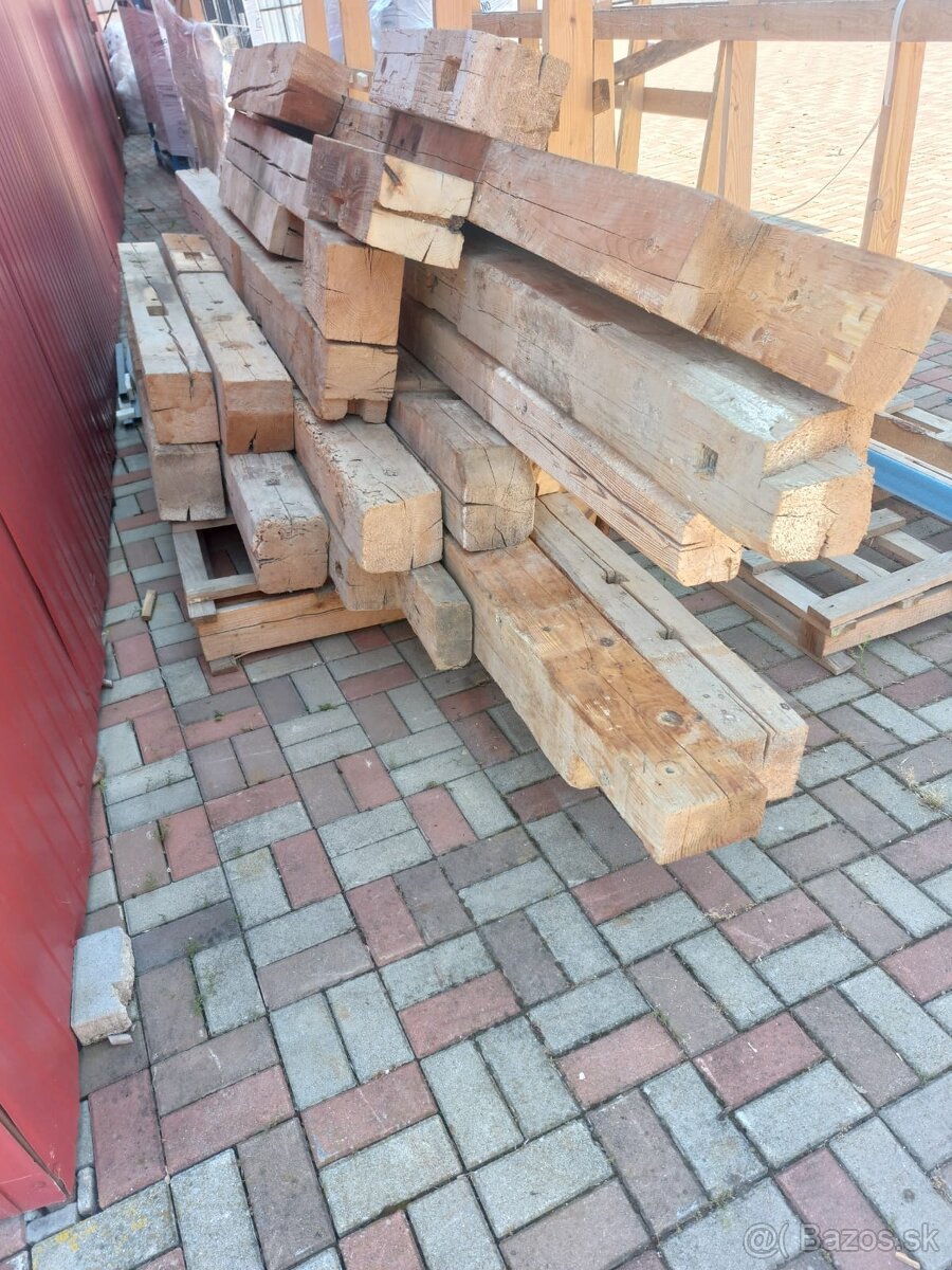 Staré drevené hranoly - 4