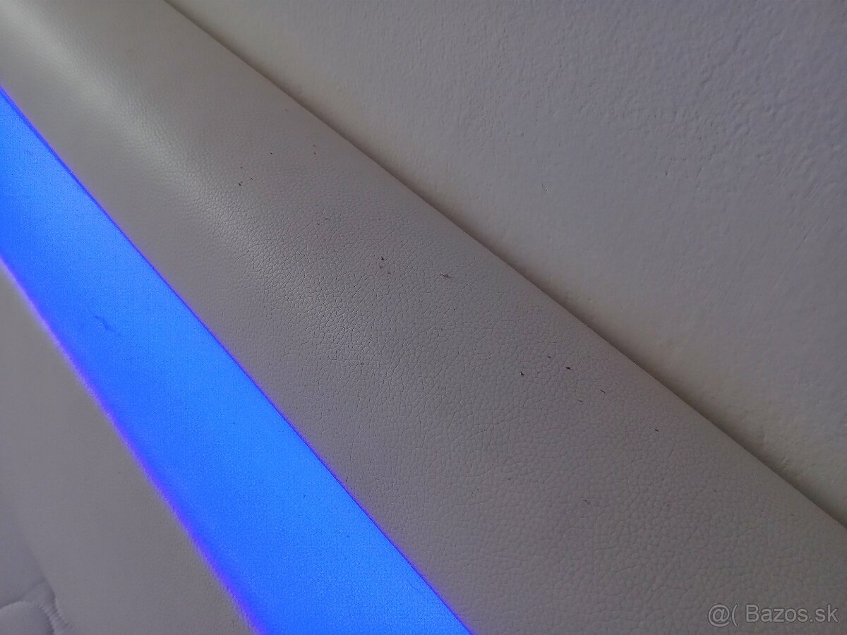 Manželská posteľ - 4