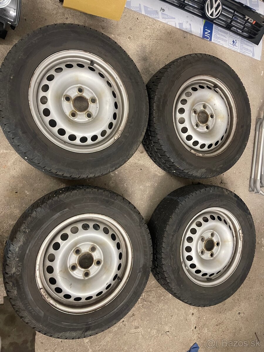 Volkswagen T5 kolesá 5x120 s pneu 215/65 R16 C - 4