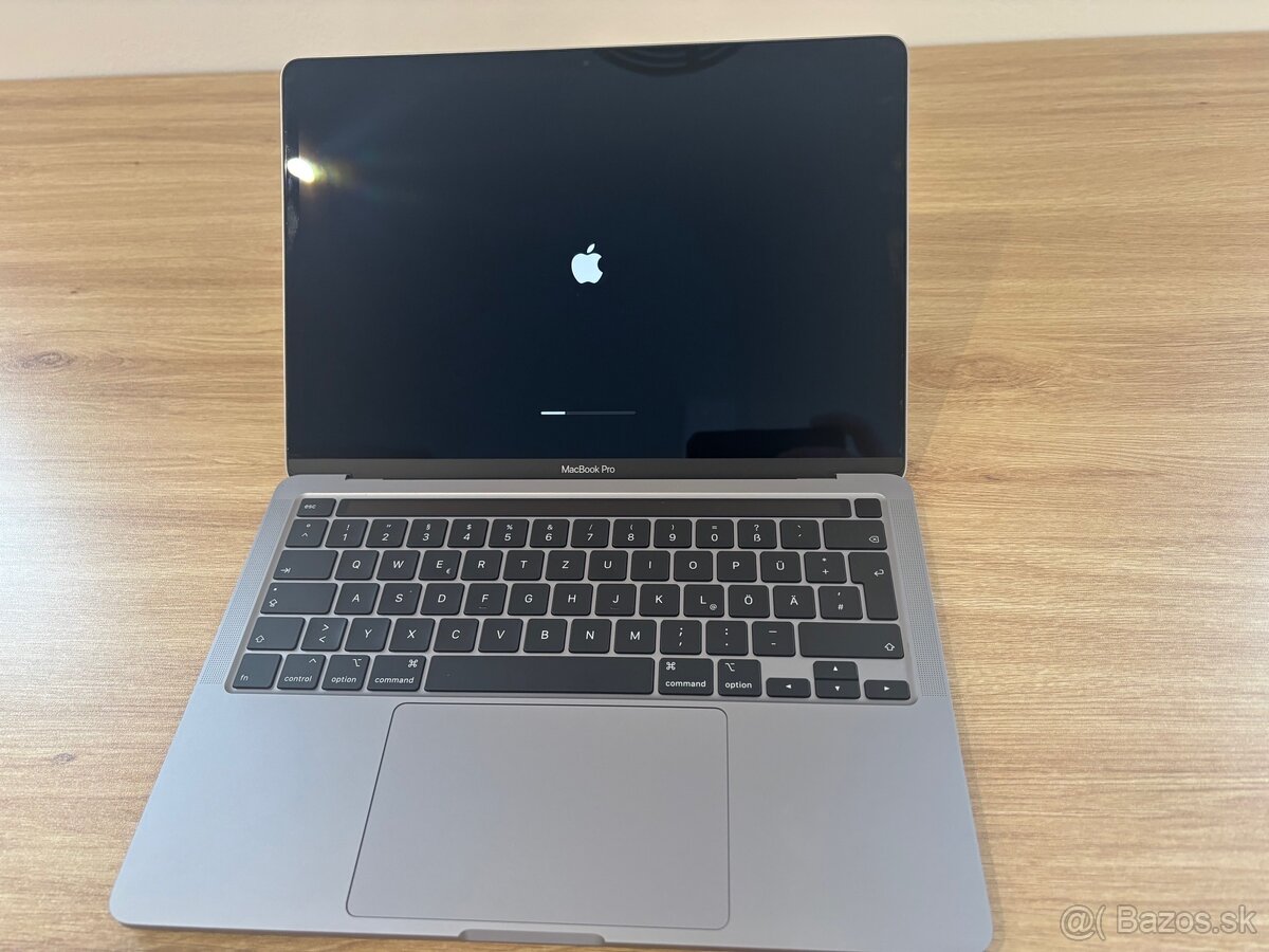 Apple MacBook Pro 13" 2020 + BONUS - 4
