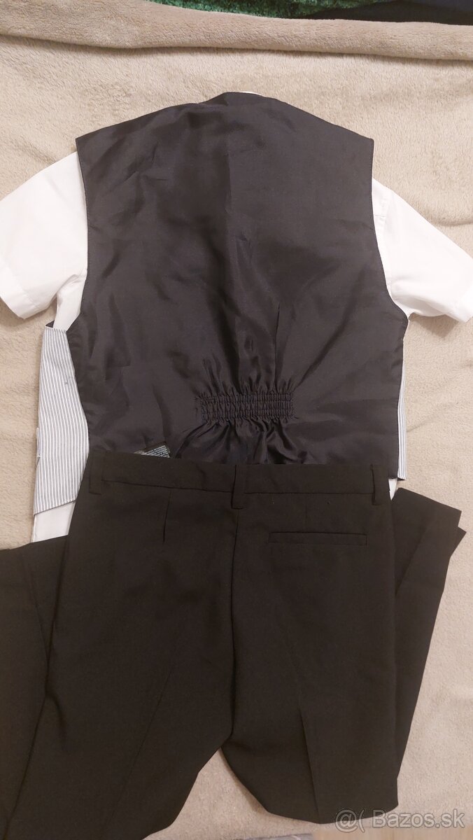 Predam slavnostny komplet v.122/128 - 4