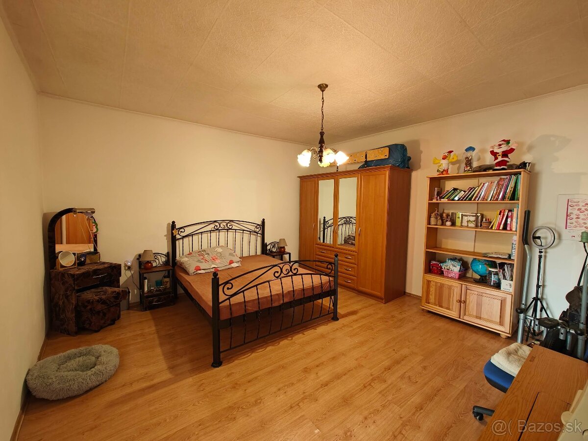 Predáme 3 izbový dom v obci Petrova Ves - 4