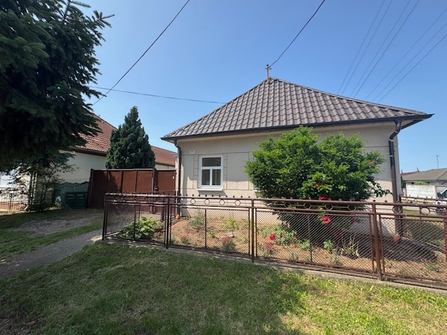 REZERVOVANÝ RD v Zemianskych Sadoch,okr. Galanta - 4