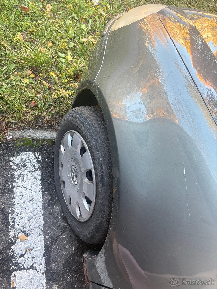 Volkswagen Golf 1.4 - 4