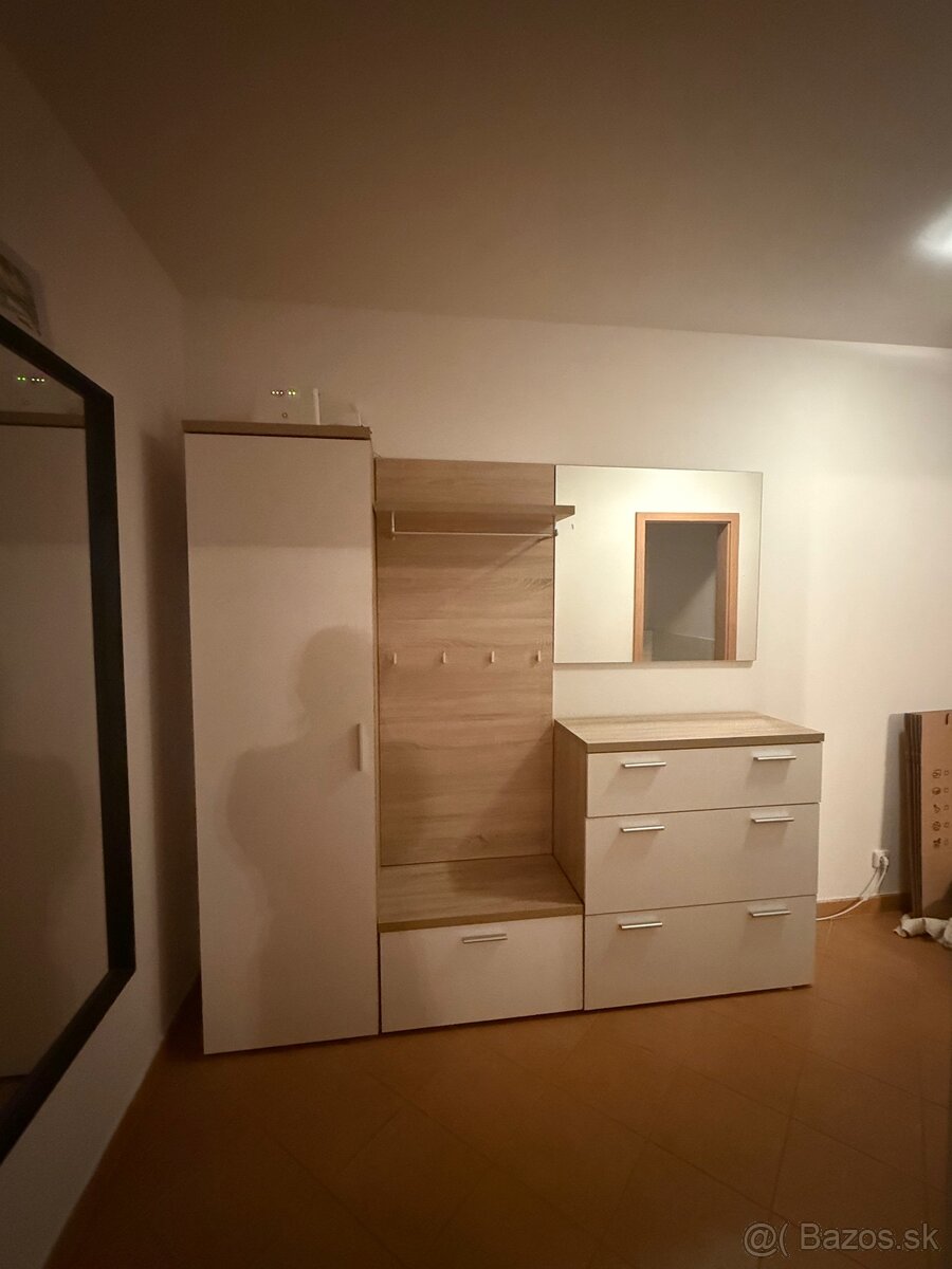 Napbytková zostava do predsieňa, skrine - 4