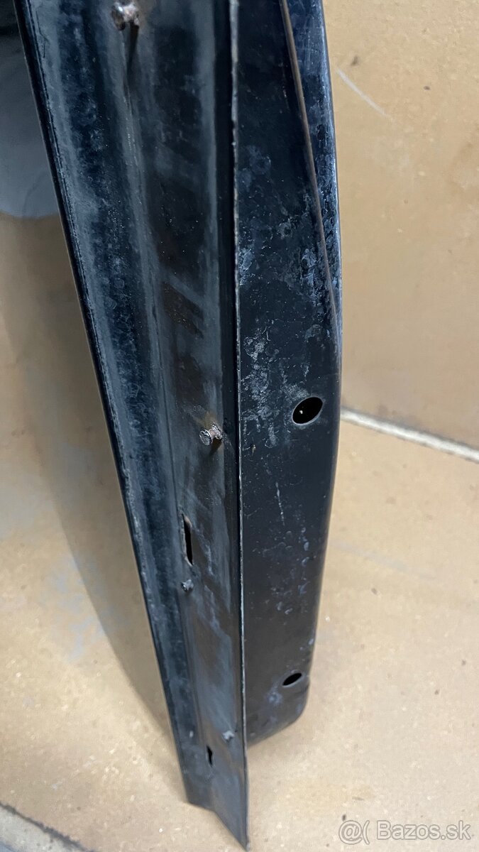 Ľavé zadné dvere Audi A6 C6 model 4F - 4